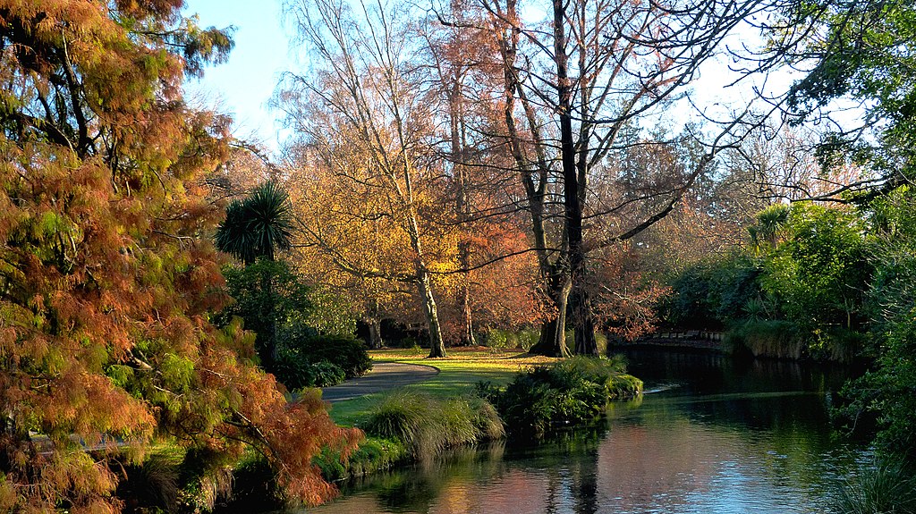 Ōtakaro/Avon River